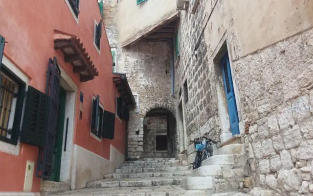 Studio Apartment Rosemary