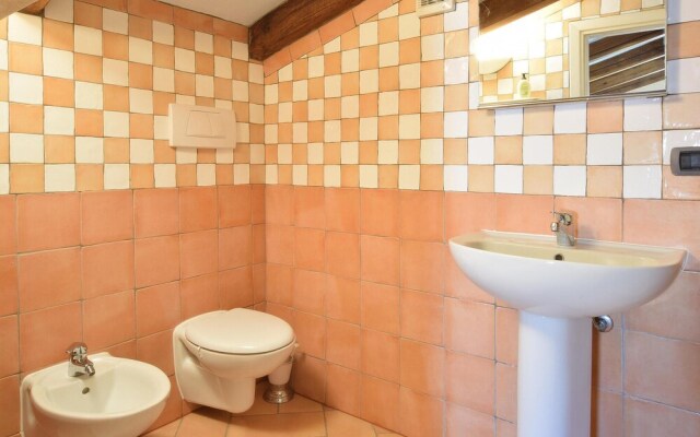 Stunning Home in Capo D'orso - Palau With 3 Bedrooms