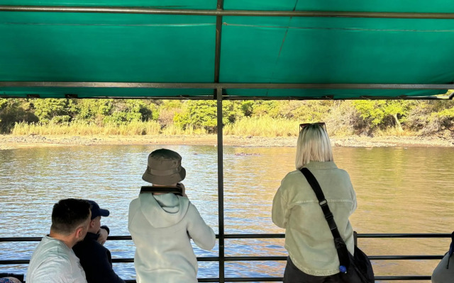 Sunset Lodge & Safaris