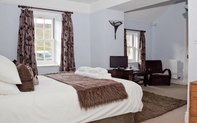 The Charles Bathurst Inn