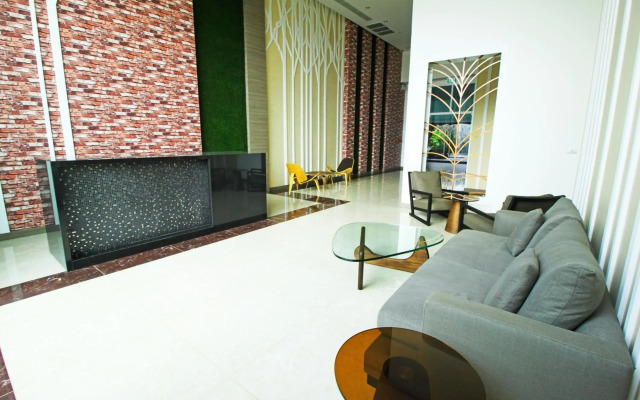 Amazon Residence Condo by MaiNot