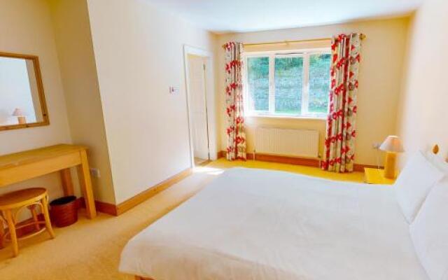 Fishermans Grove 3 Bed