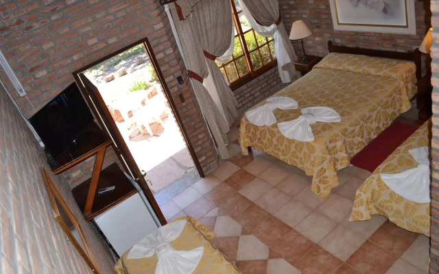 Colina del Valle Hotel
