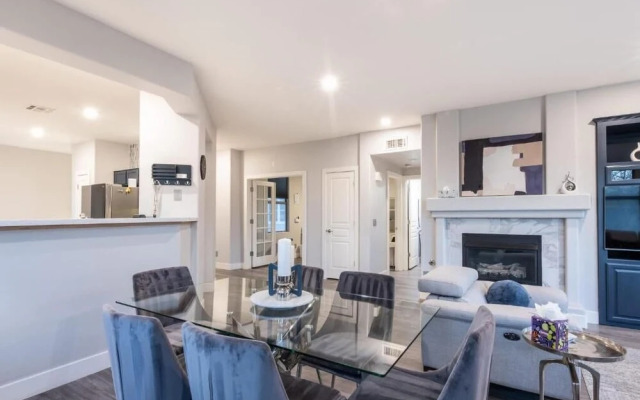 Scottsdale Condo Overlooking Golf Course