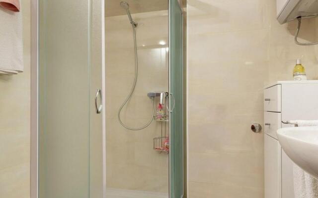 Holiday home Zeljka - 60 m from sea