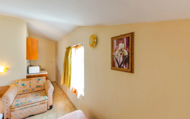 Family Studio in Dafinka Guest House