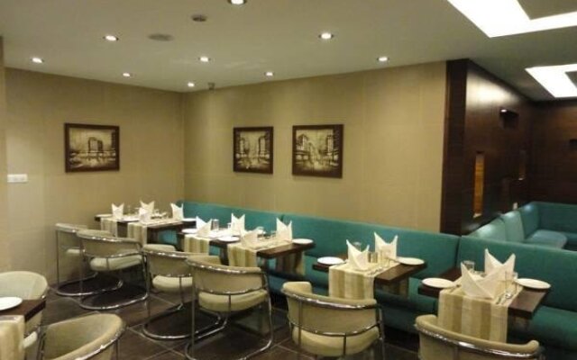 Gex X Corporate Regency 1589