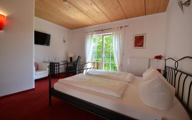 Landhaus Café Restaurant & Hotel