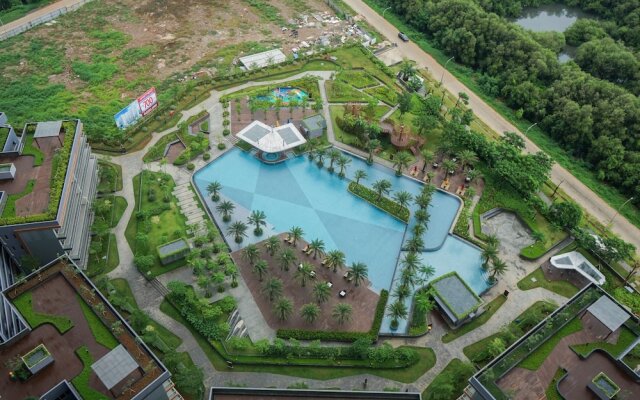 Best View and Comfy Studio Gold Coast Apartment