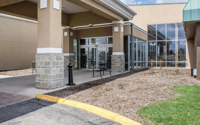 Lifestyle Inn Cedar Falls