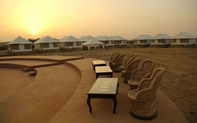 Exotic Luxury Camps