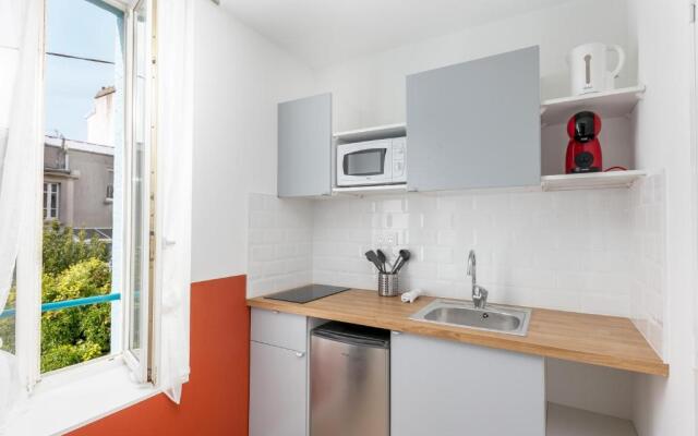 MelenRuz - super studio rénové hypercentre et tramway 1 personne