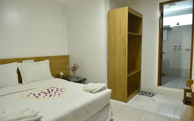 Jade King Hotel