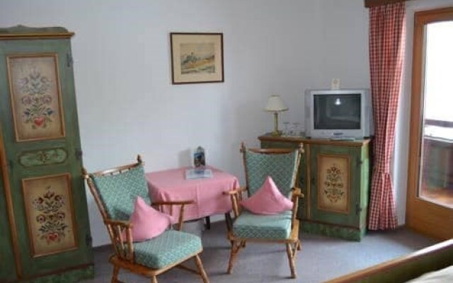 Hotel-Pension-Ostler