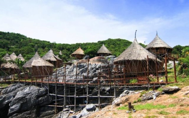 Paree Hut Resort Koh Sichang