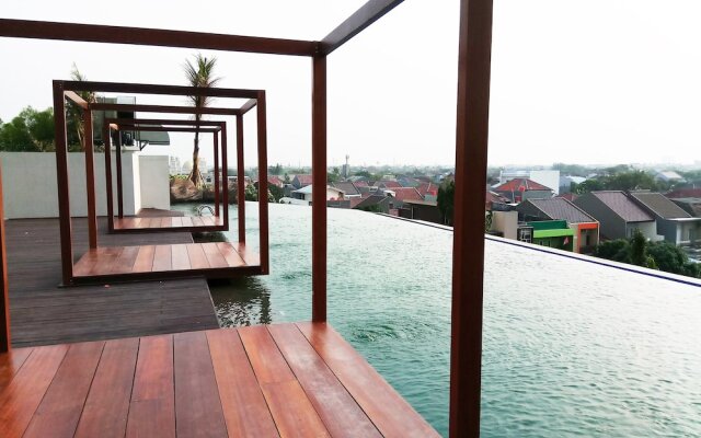 Comfy and Modern 2BR Grand Kamala Lagoon Apartment