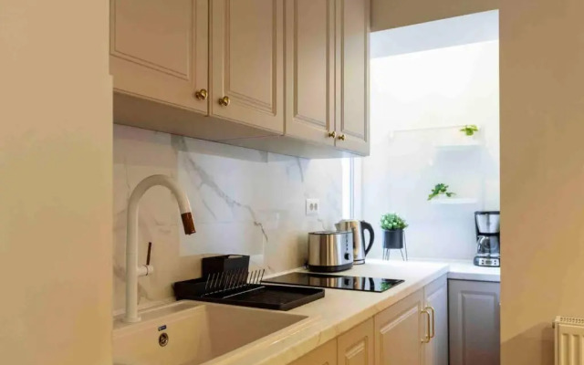 Stunning Views 2BR Intercontinental Flat