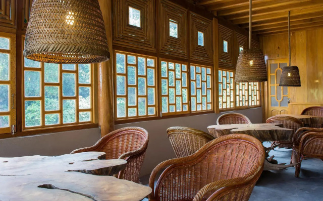 Topas Riverside Lodge