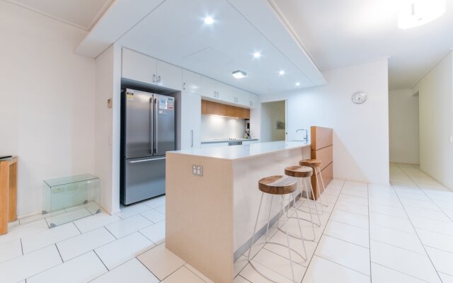 Peninsula 3 Bedroom Apartment