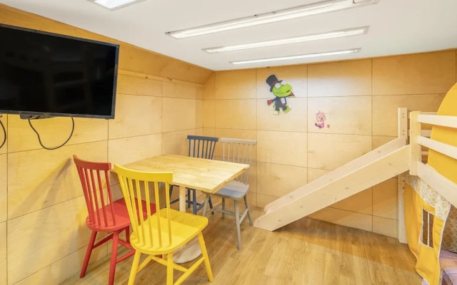 Chuncheon Jayooinui Spacaravan