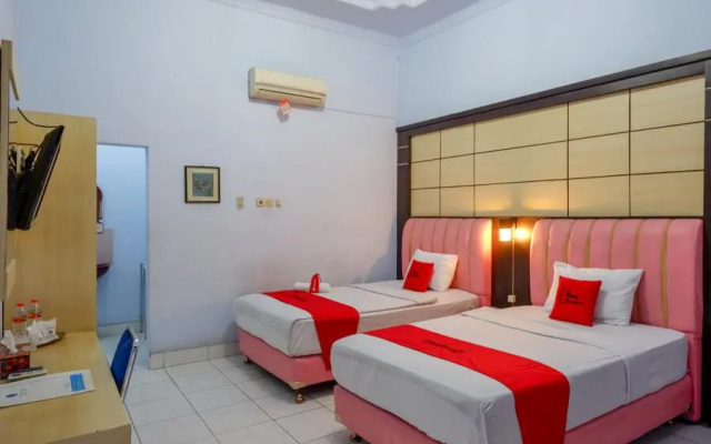 Formerly RedDoorz Syariah Stasiun Pekalongan 2