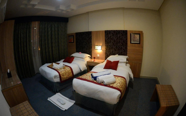 Rose Garden Hotel