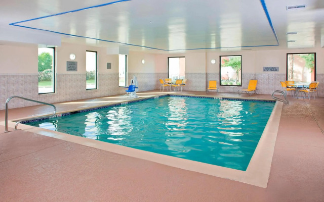 Fairfield Inn & Suites by Marriott Houston Hobby Airport.