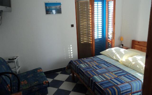 Apartments Jadranka - 200m from sea