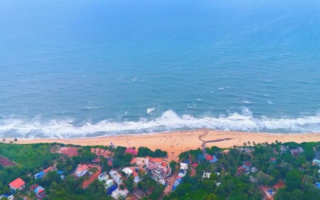 Voye Homes Signature Pool Resort Varkala