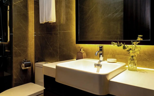The Gloria Serviced Apartment by Silk Path