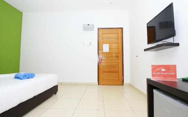 ZEN Rooms Near Pantai Tengah