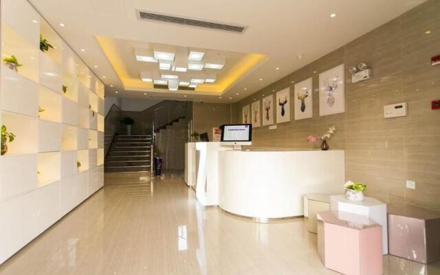 Zsmart Hotel