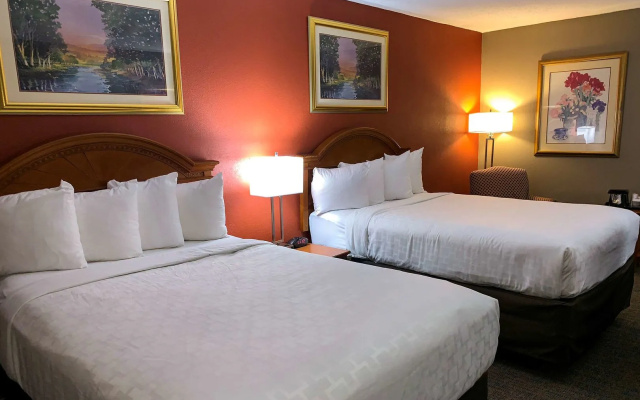 Clarion Inn