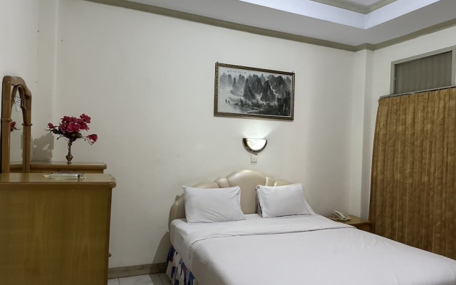 Capital O 93291 Bintang Hotel