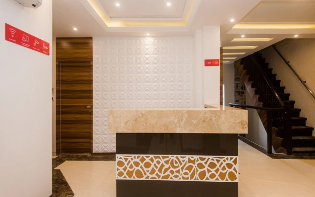 OYO 15519 Hotel Grand Residency