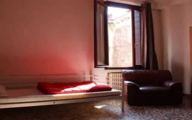 The Academy - Hostel