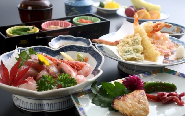 Sankin Yamura – Meal – Shinonsen