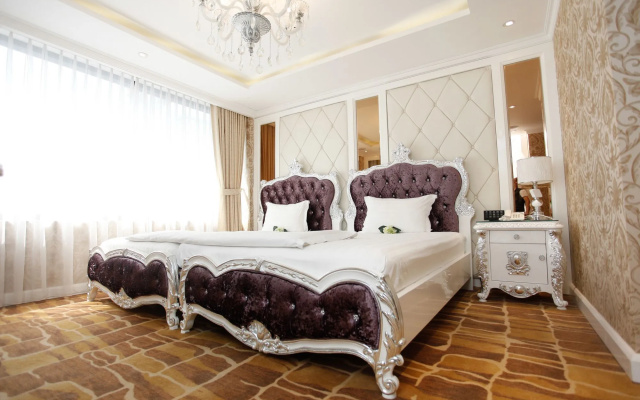 Hoang Trieu Hotel