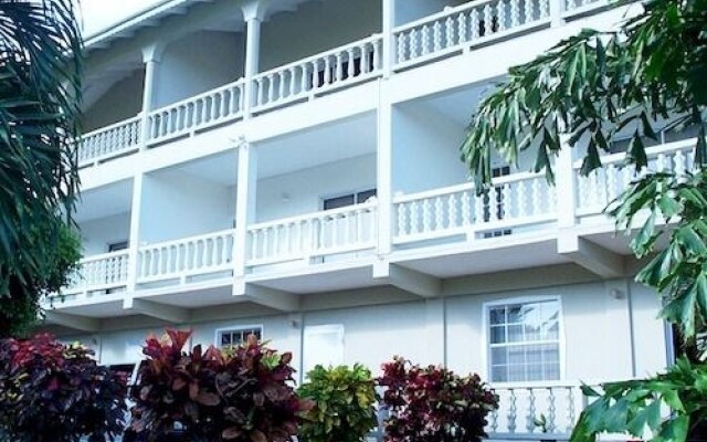 Island inn Apartments