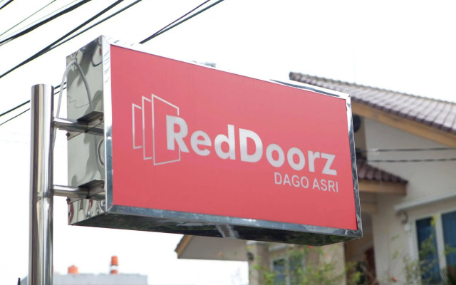 RedDoorz @ Dago Asri