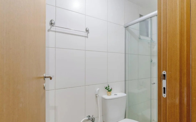 Building w/ Pool Just 700m fr/ Ponta Verde Beach - Mbrs