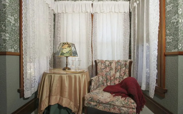 Hope-Merrill House