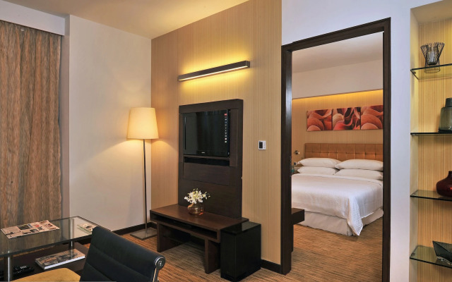 Four Points by Sheraton Hotel & Serviced Apartments, Pune