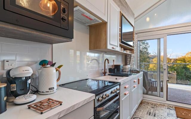 The Escape - Luxury Pod Close to Beach