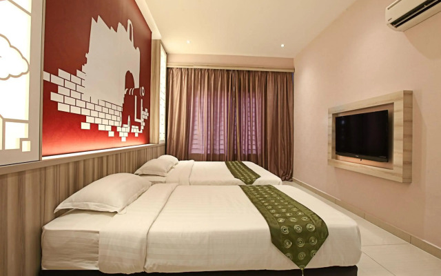 Sri Enstek Hotel