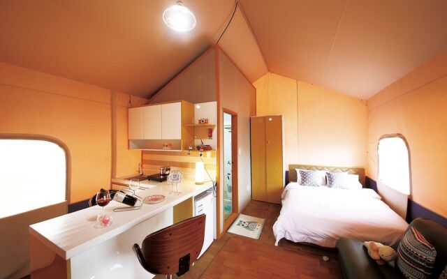 Jeju Glamping