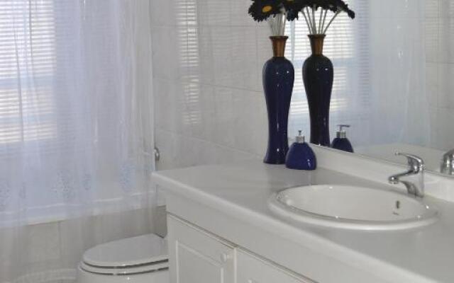 Departamento Amoblado Av. Grecia