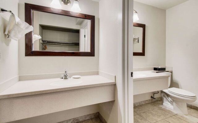 Rodeway Inn & Suites Portland - Jantzen Beach
