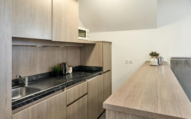 Zenitude Hôtel - Résidences Roissy Village