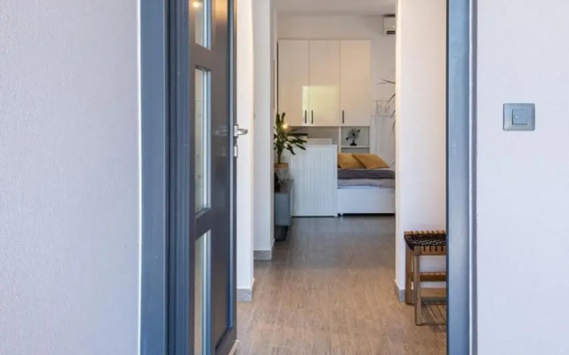 Studio Apartment Les - 4 min walk from amphiteatre